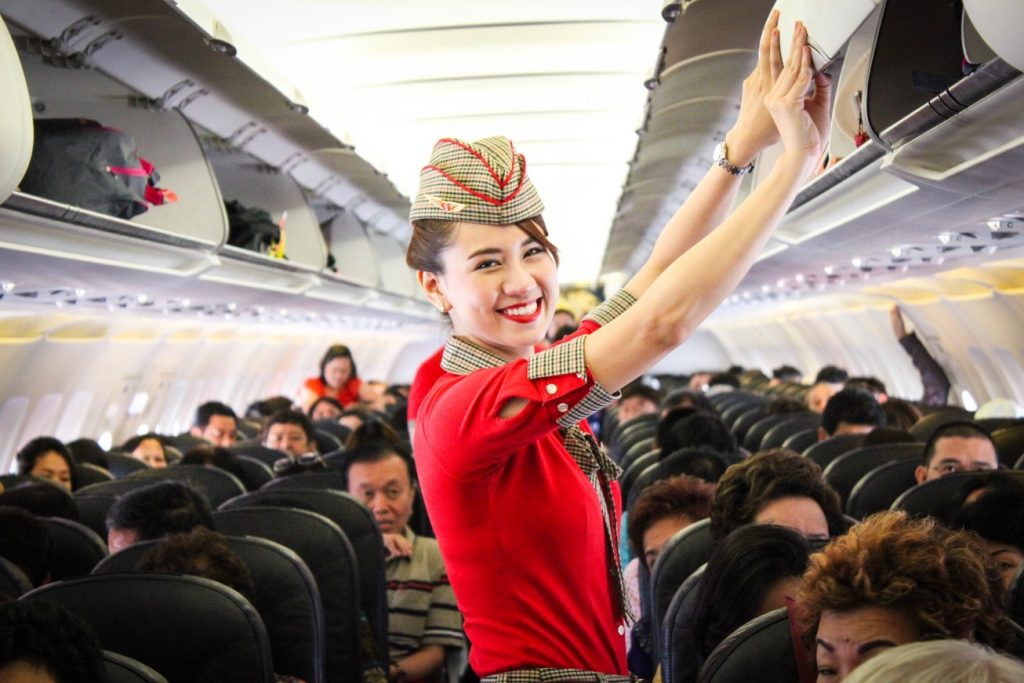 Thi tuyển tiếp viên hàng không Vietjet Air cần gì Careerfinder vn